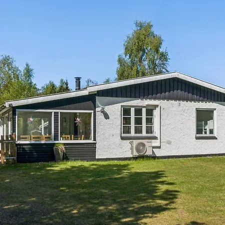 Prázdninový dům Active In Large With Garden